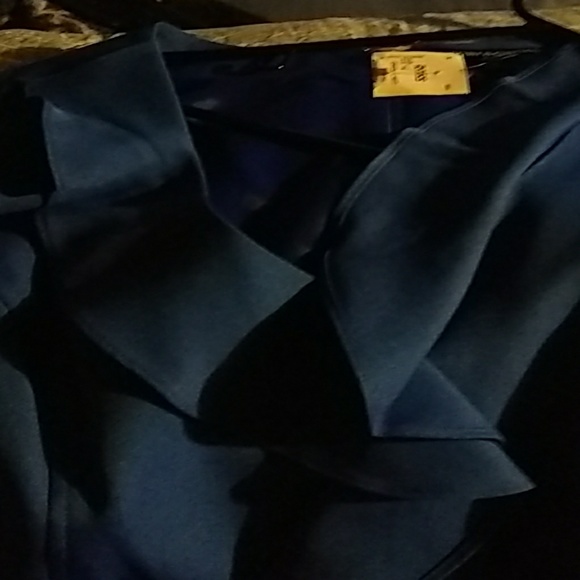 Dress - Picture 2 of 3